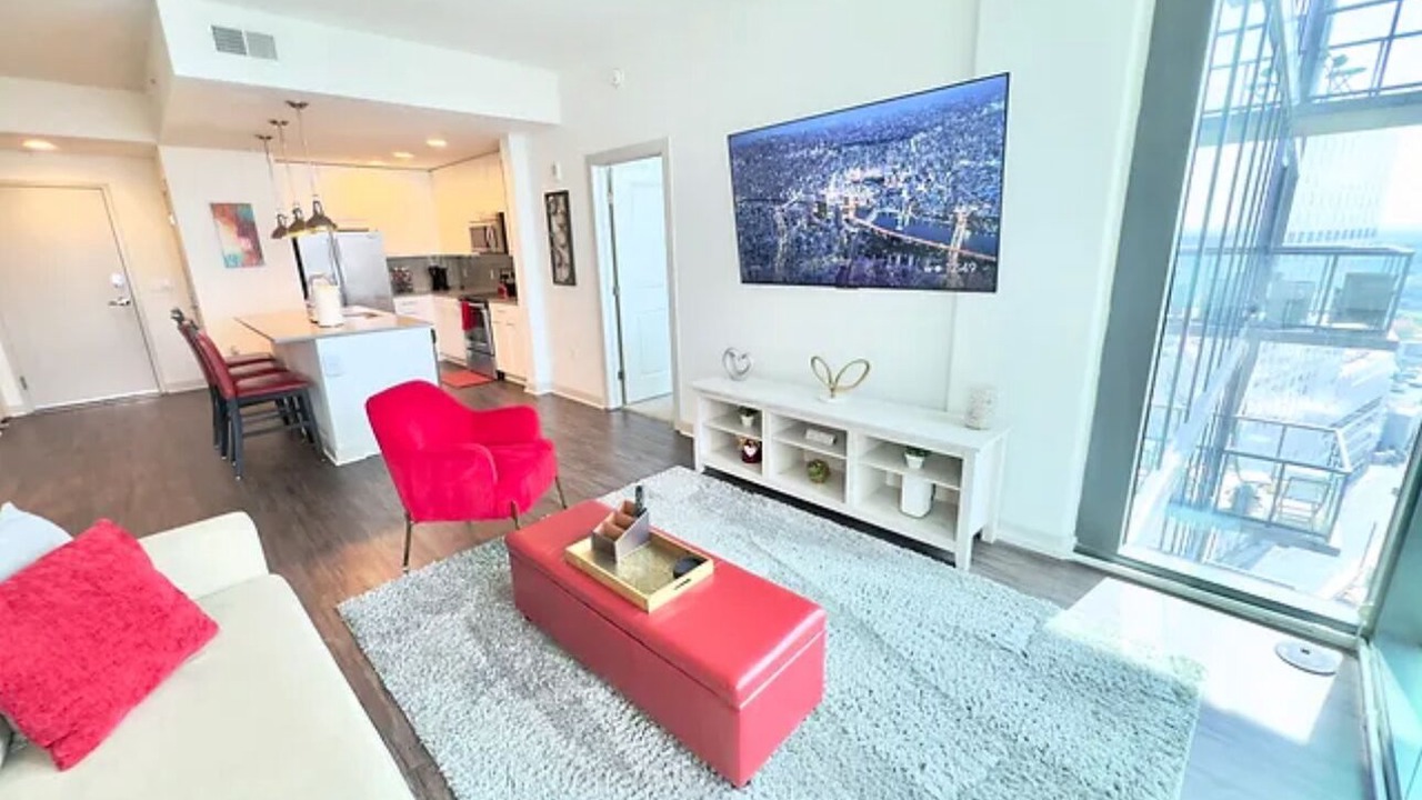 Photo of Livingroom in North Buckhead