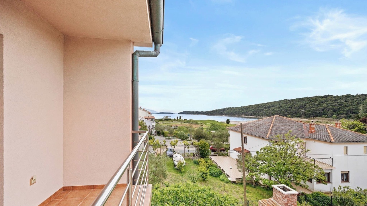 Photo of Outdoor in Suha Punta