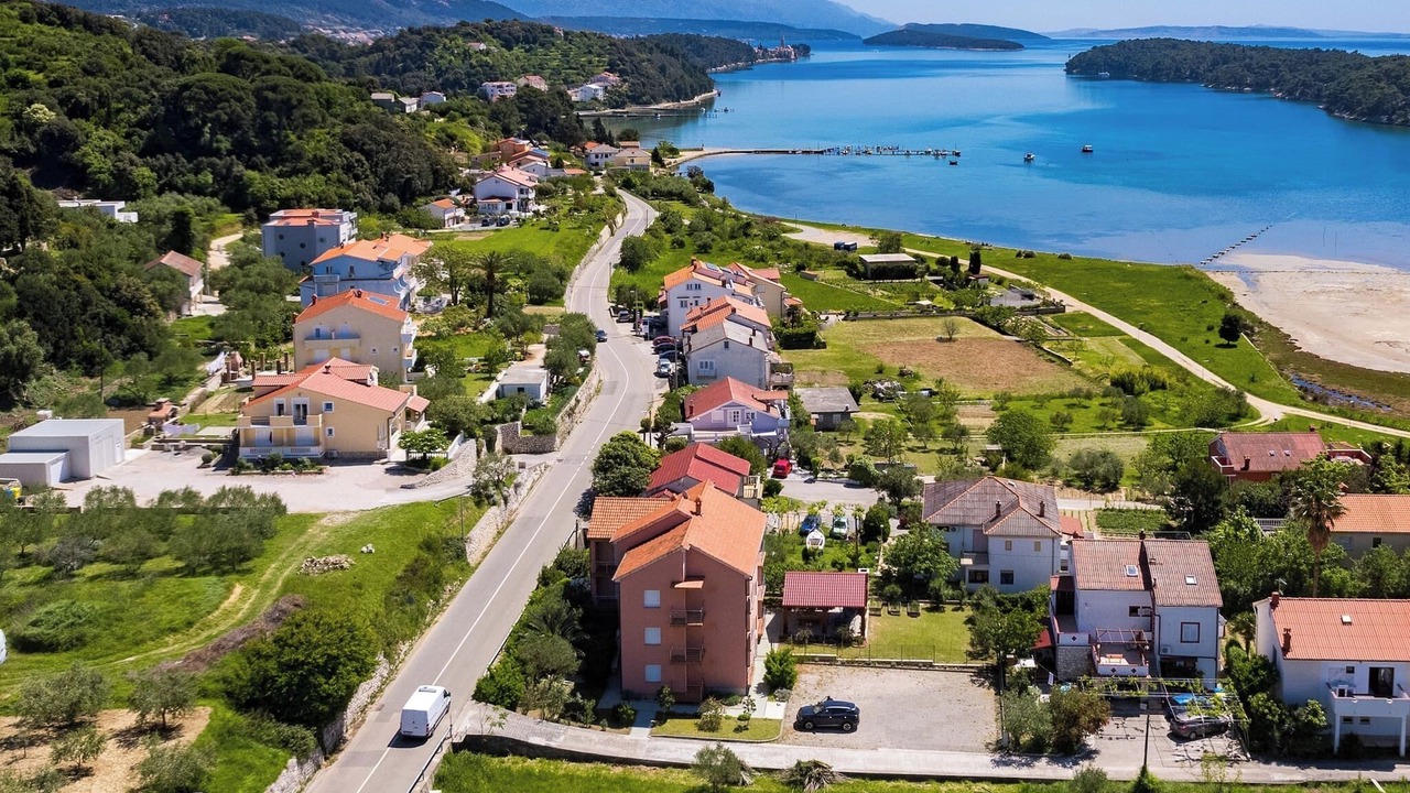 Photo of Outdoor in Suha Punta