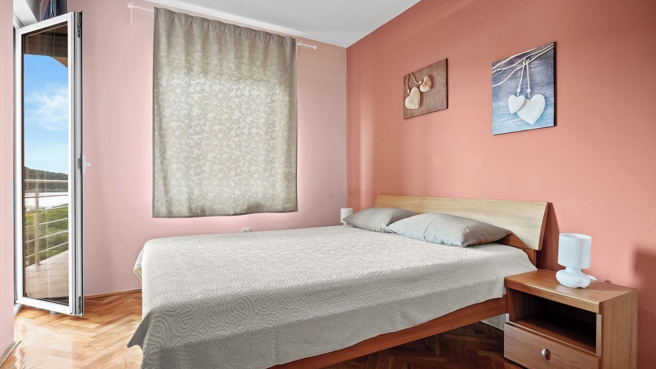 Photo of Bedroom in Suha Punta
