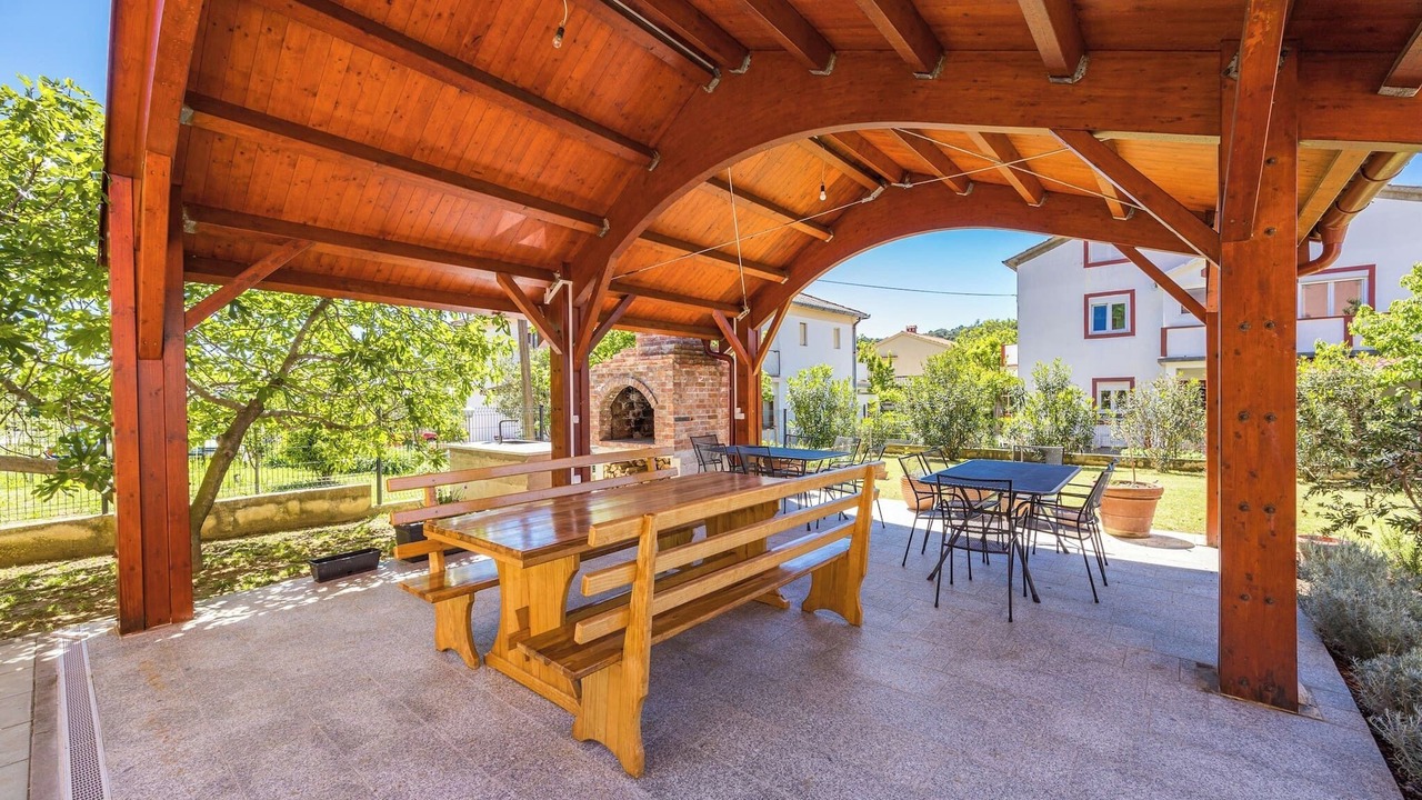 Photo of Outdoor in Suha Punta