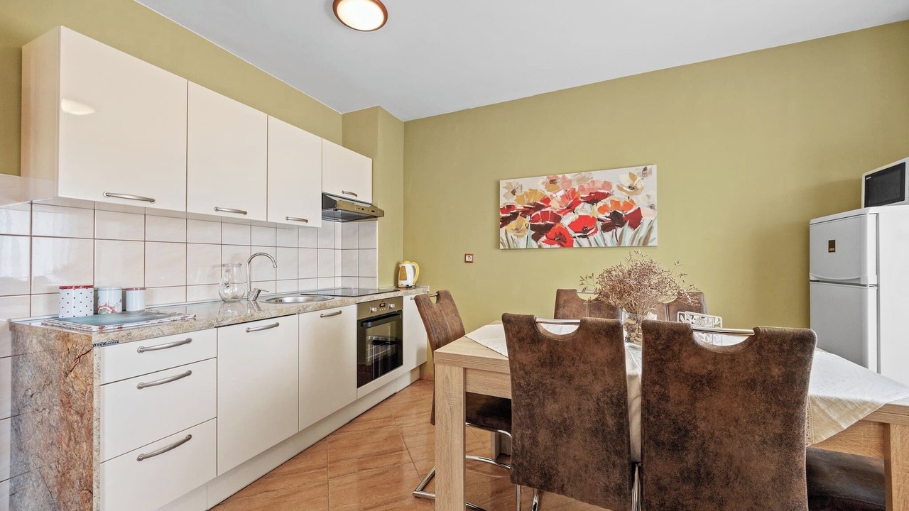 Photo of Kitchen in Suha Punta