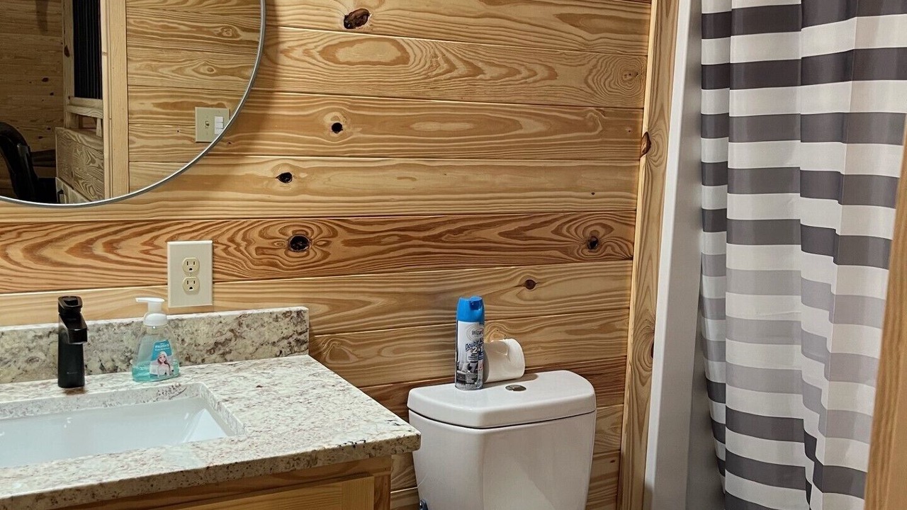 Photo of Bathroom in Sontag