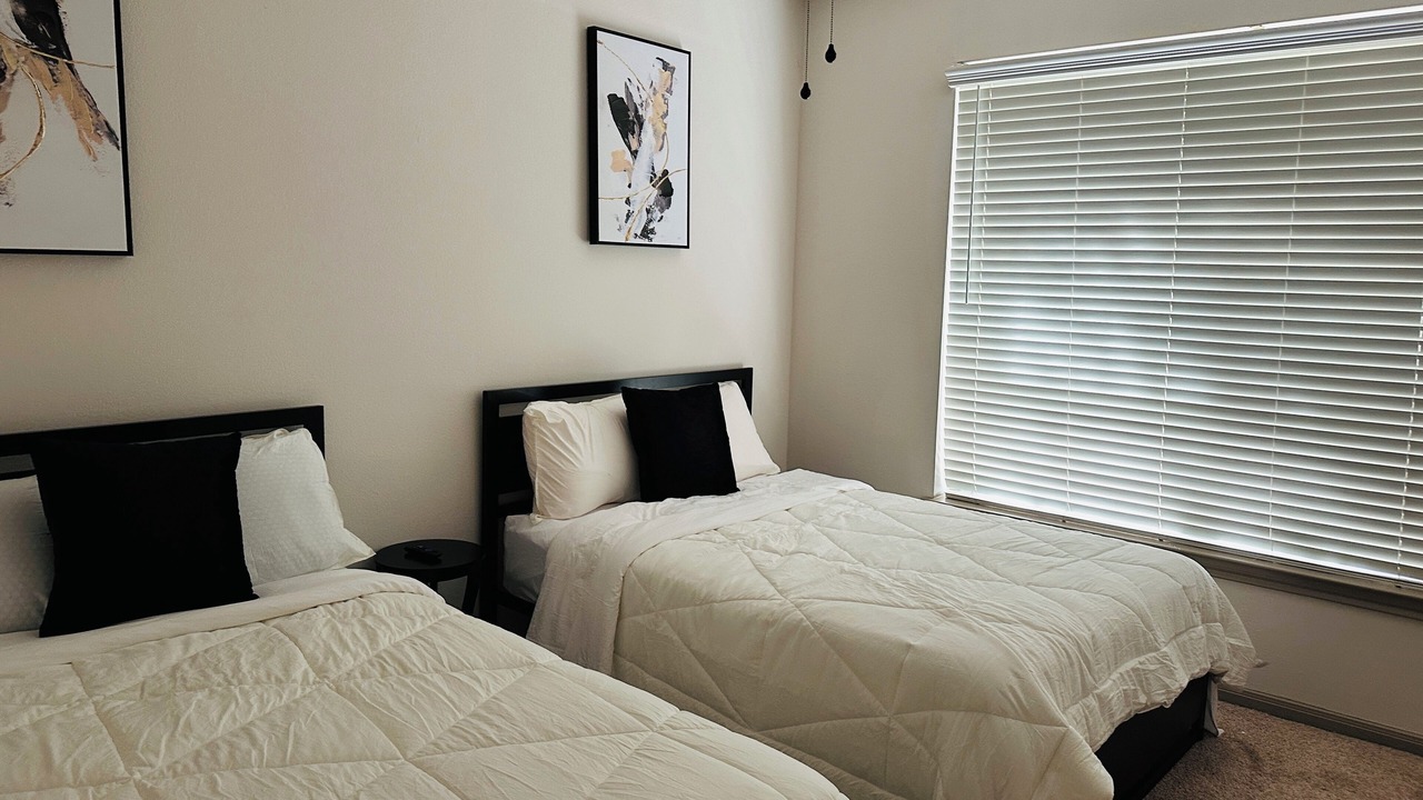Photo of Bedroom in Greenway Plaza-Upper Kirby