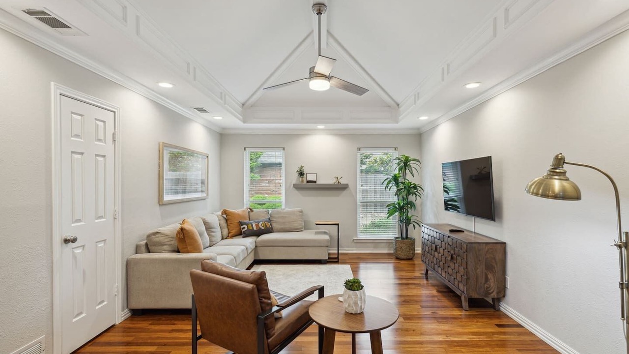 Photo of Livingroom in Coppell