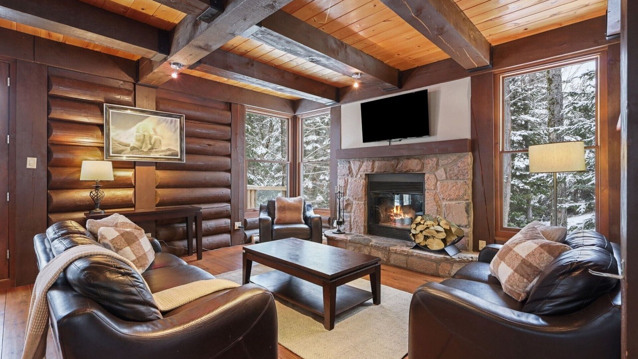 Photo of Livingroom in Lac Superieur Village