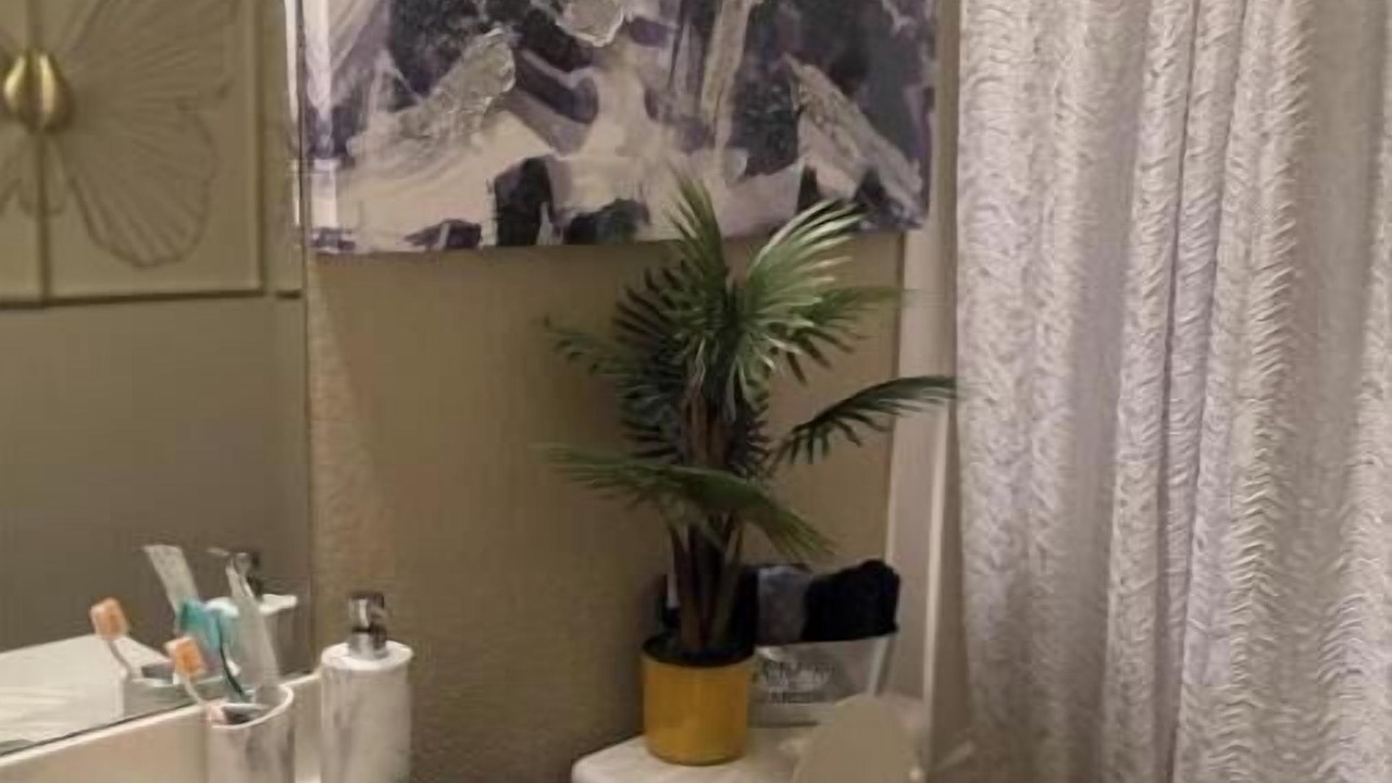 Photo of Bathroom in Crowley