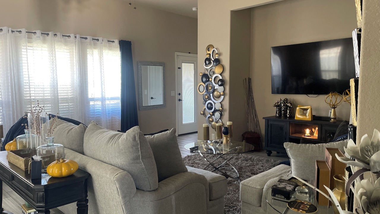 Photo of Livingroom in Crowley