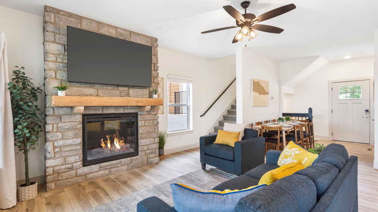 Photo of Livingroom in Kimberling City