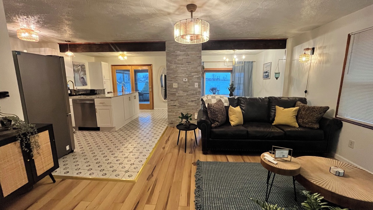 Photo of Livingroom in Brewerton