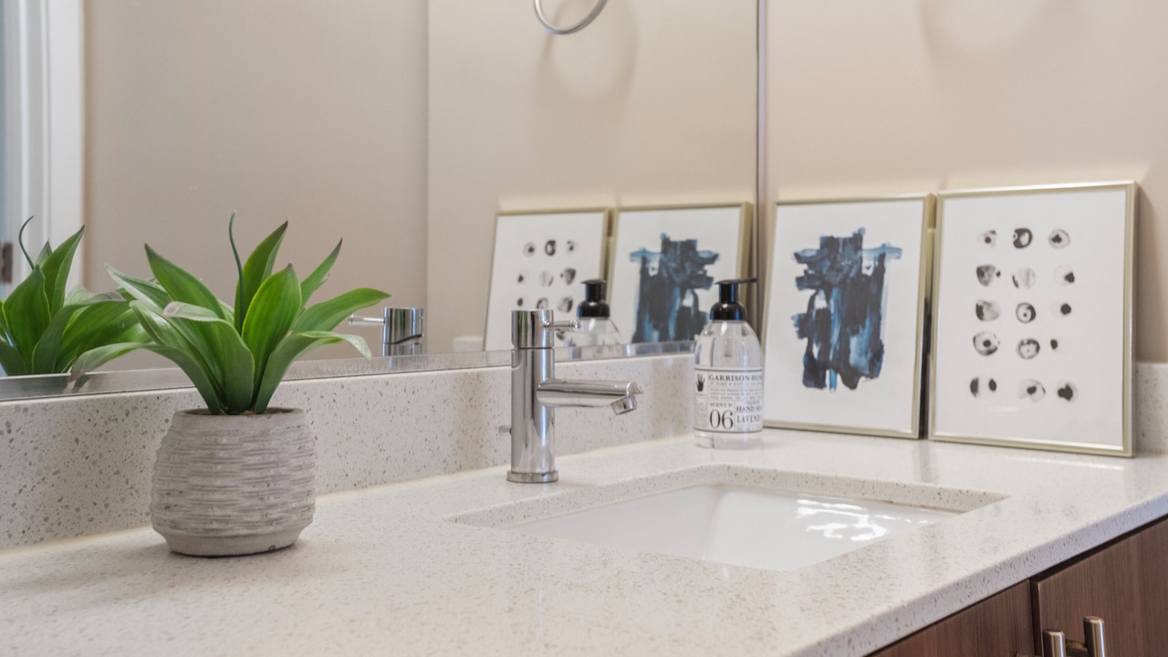 Photo of Bathroom in Jefferson Manor