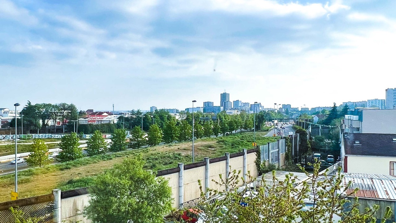 Photo of Others in Romainville