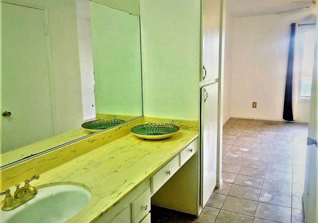 Photo of Bathroom in Agua Dulce