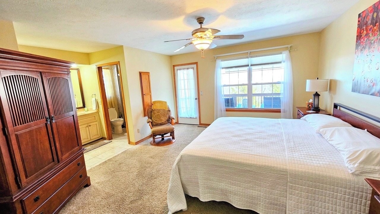 Photo of Bedroom in Holiday Island