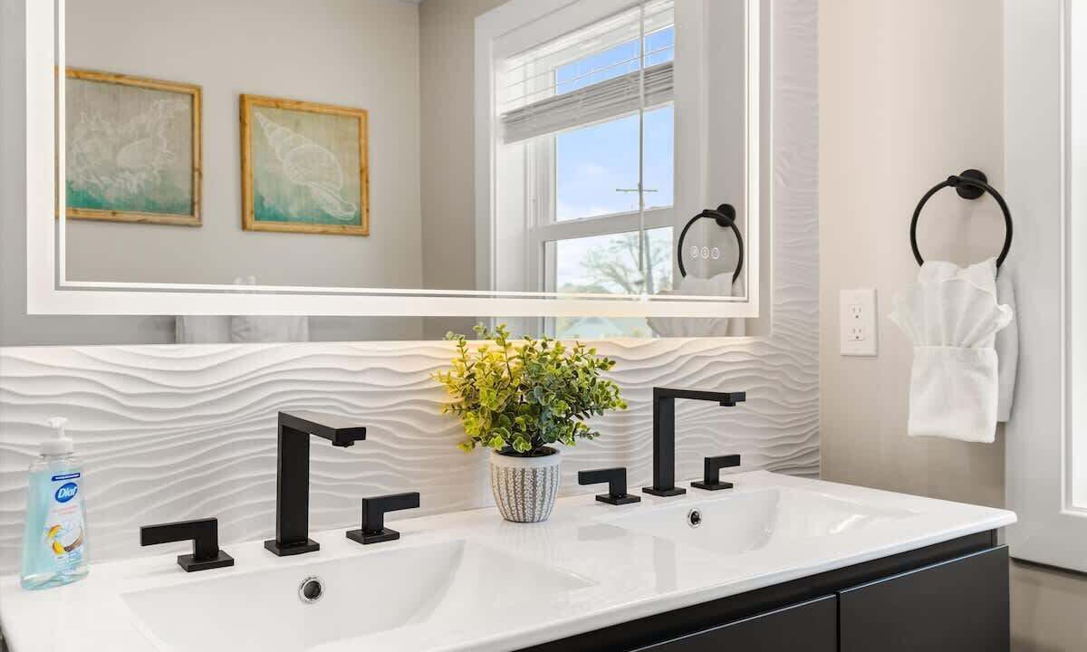 Photo of Bathroom in North Ocean City