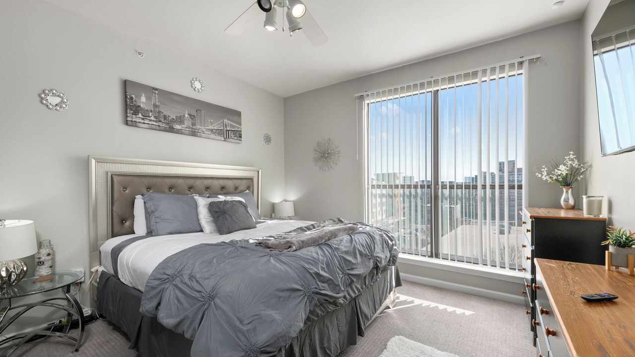 Photo of Bedroom in Far North Dallas
