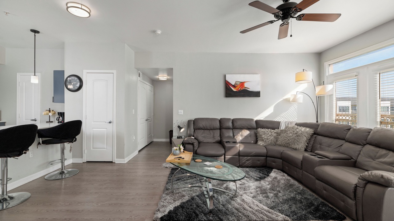 Photo of Livingroom in Far North Dallas