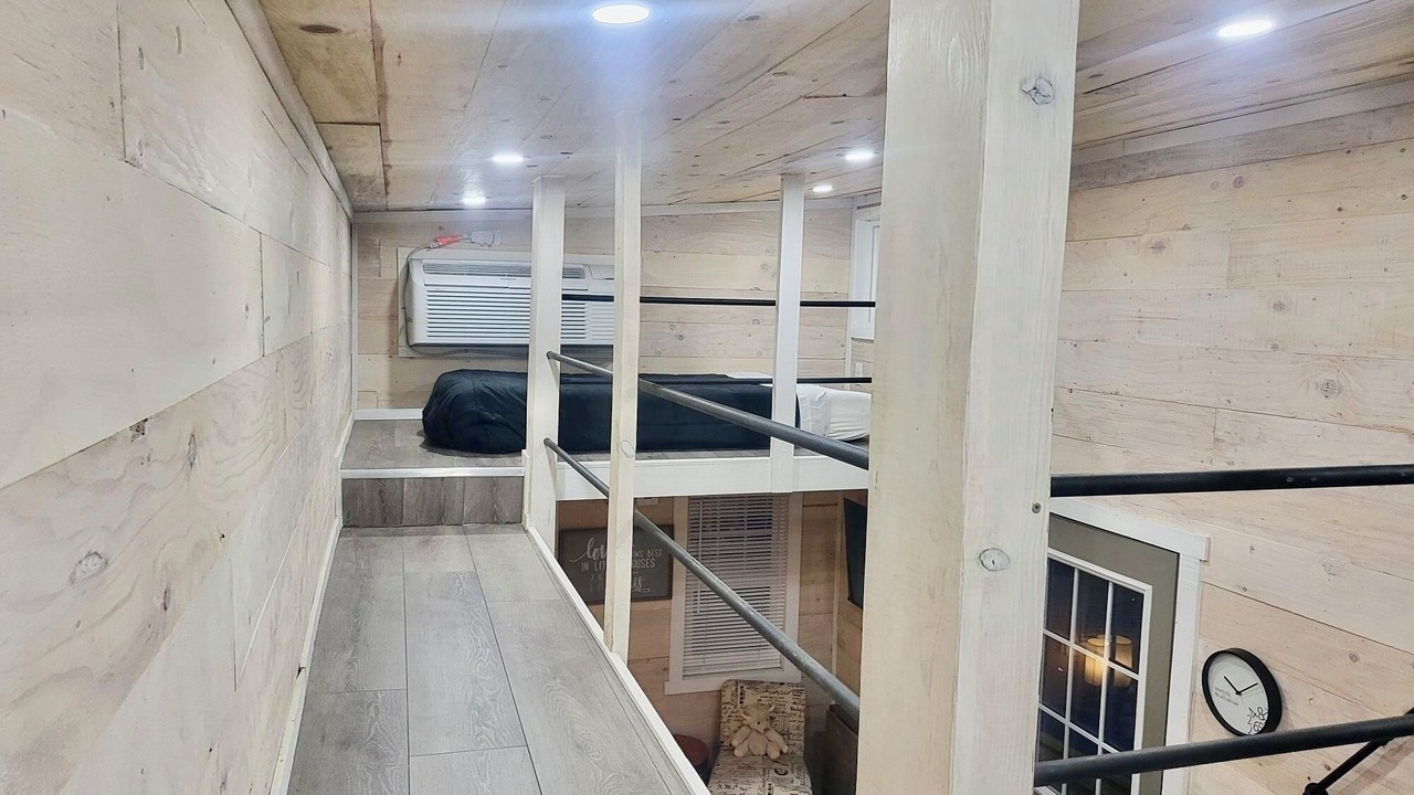 Photo of Bedroom in Hot Springs