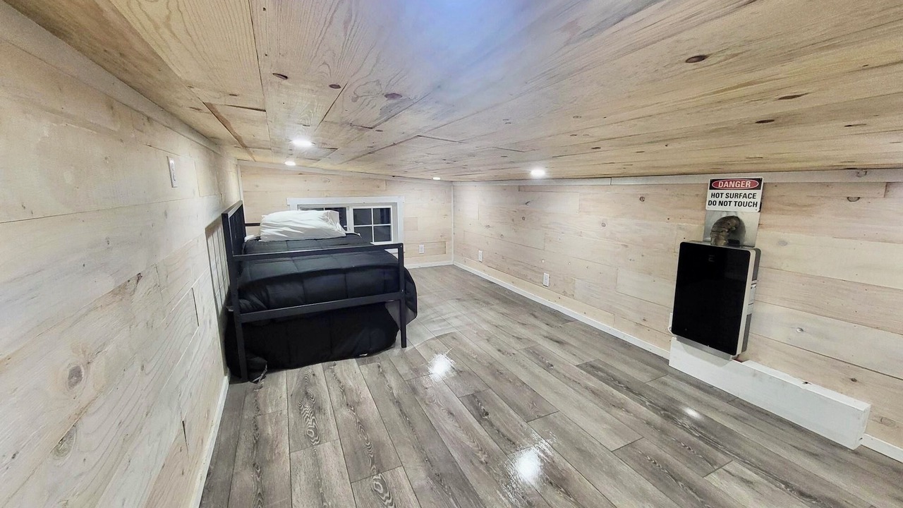 Photo of Bedroom in Hot Springs