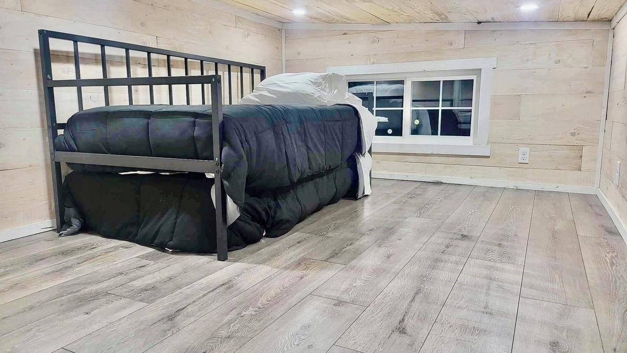 Photo of Bedroom in Hot Springs