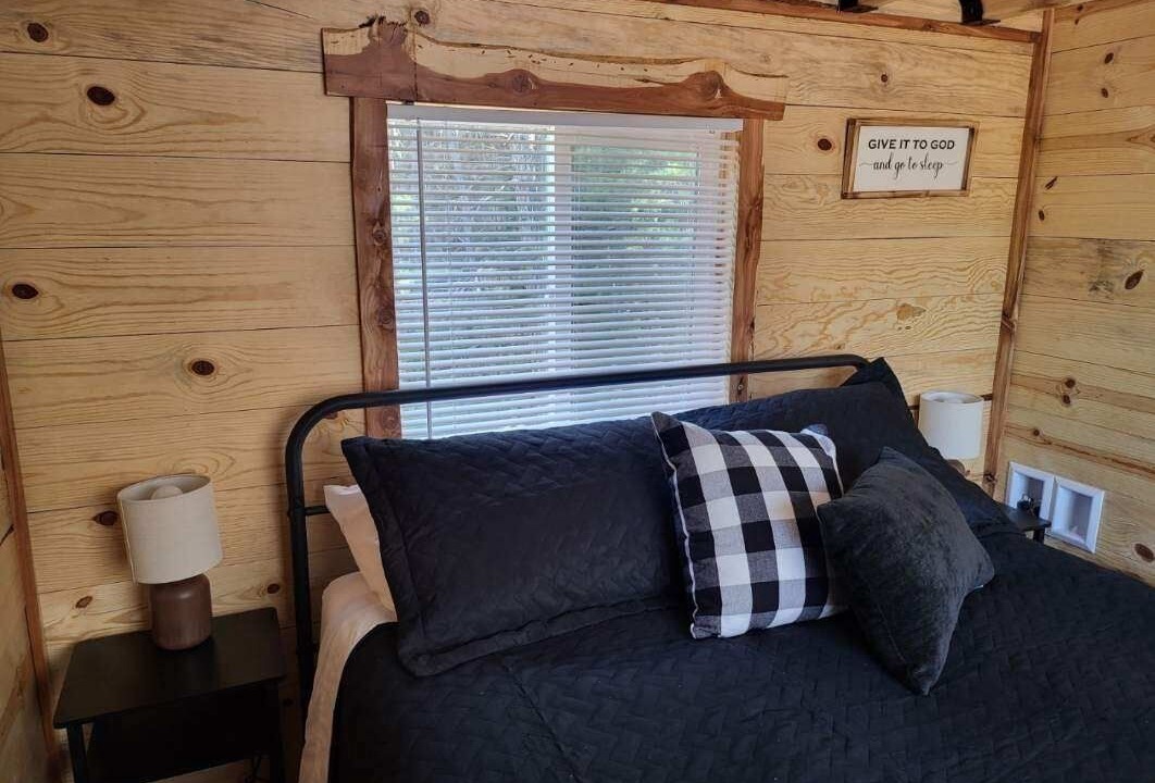 Photo of Bedroom in Hot Springs