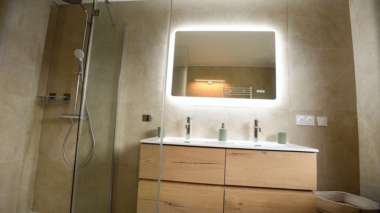 Photo of Bathroom in Laroque-des-Alberes