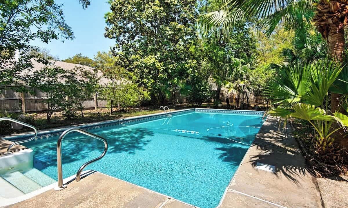 Photo of Outdoor in Gulf Breeze