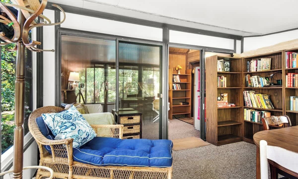 Photo of Others in Gulf Breeze