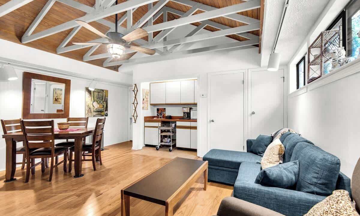 Photo of Livingroom in Gulf Breeze