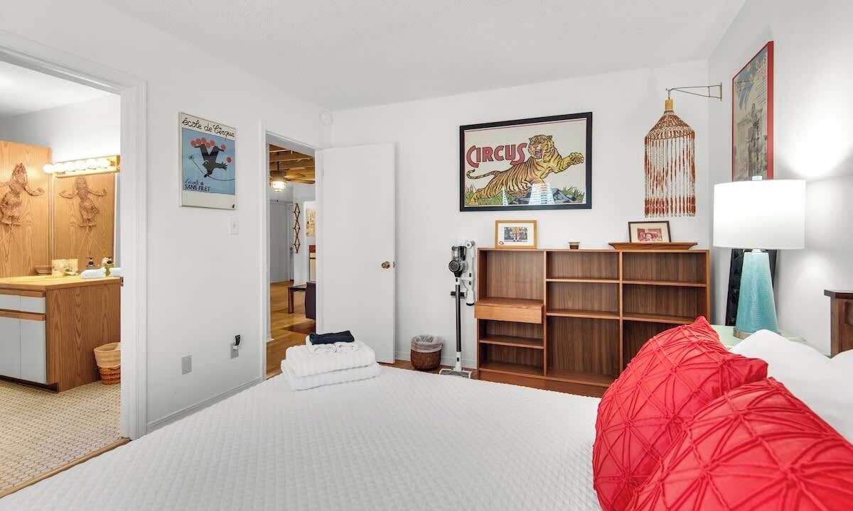 Photo of Others in Gulf Breeze