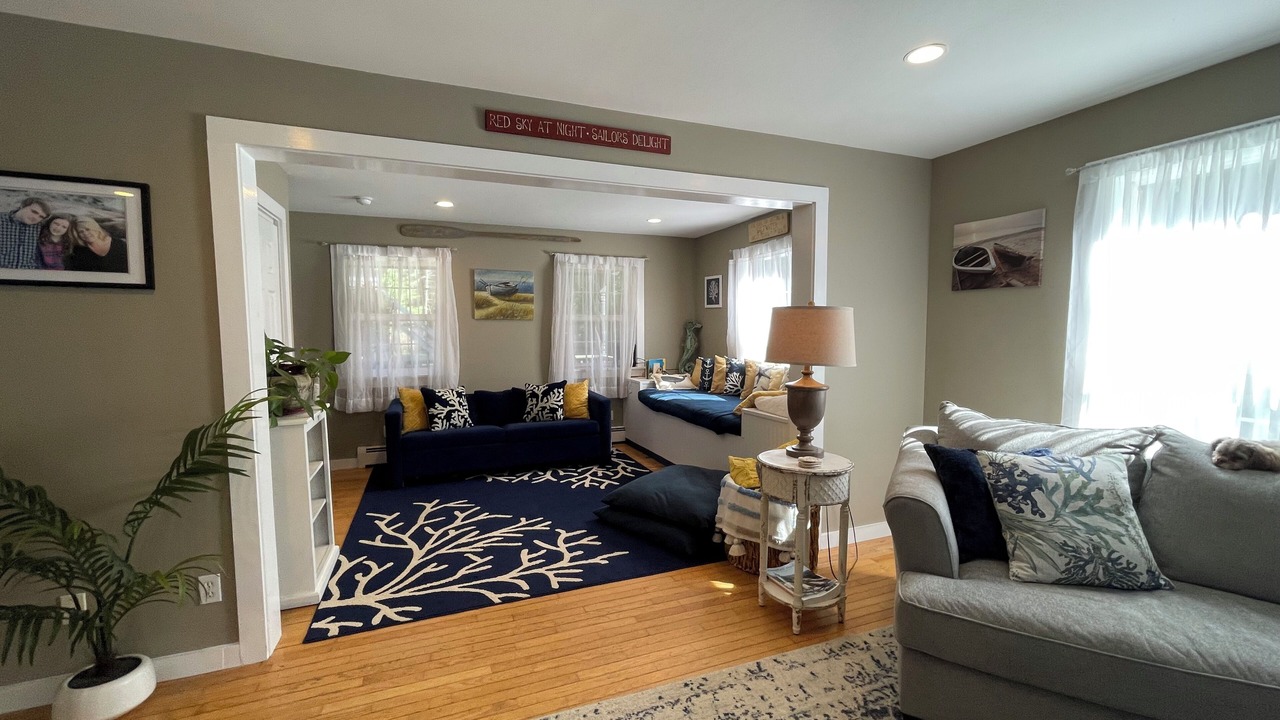 Photo of Livingroom in Bass Harbor