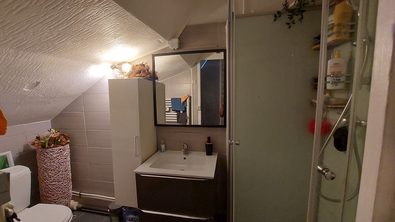Photo of Bathroom in Champagne-sur-Seine
