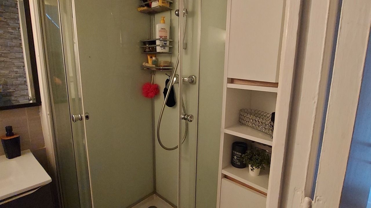 Photo of Bathroom in Champagne-sur-Seine