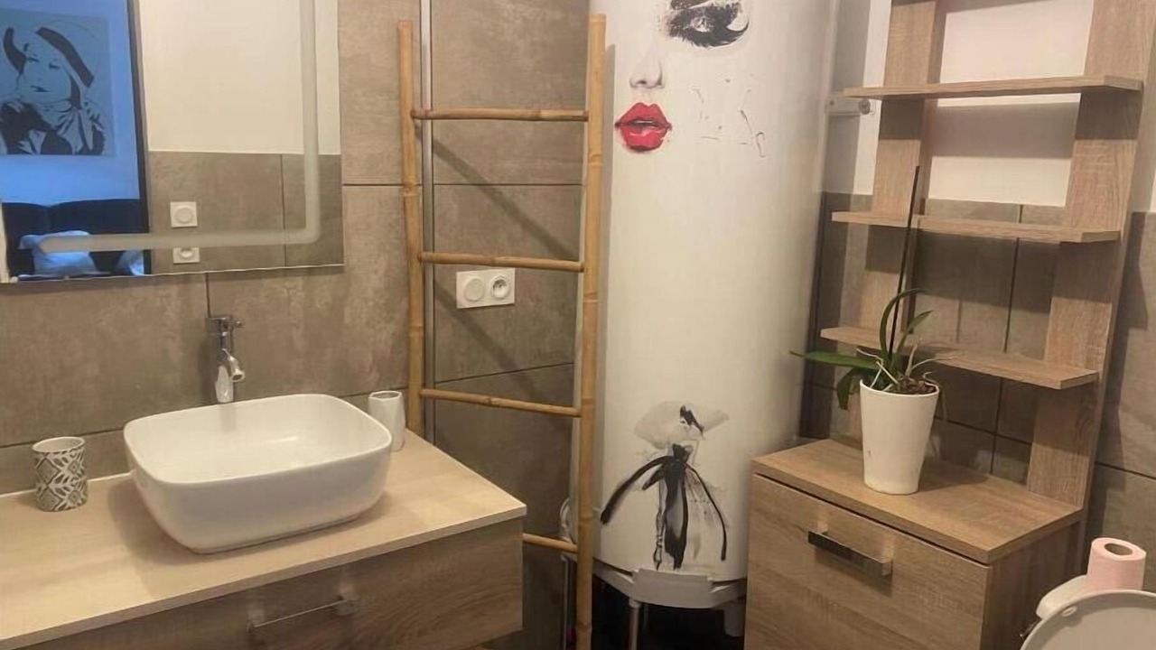 Photo of Bathroom in Peyssies