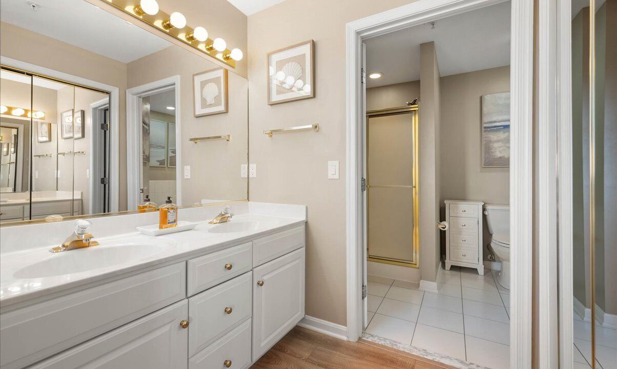 Photo of Bathroom in Heron Harbour Isle
