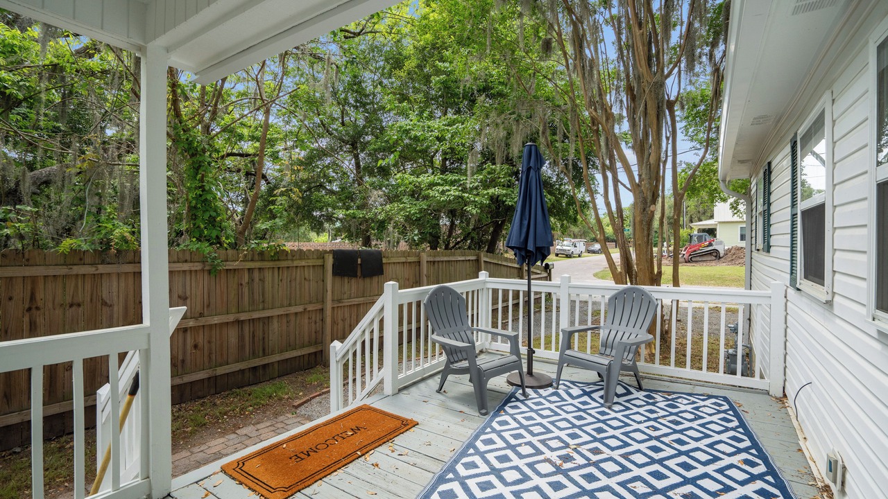 Photo of Patio Balcony in Northwest Quadrant