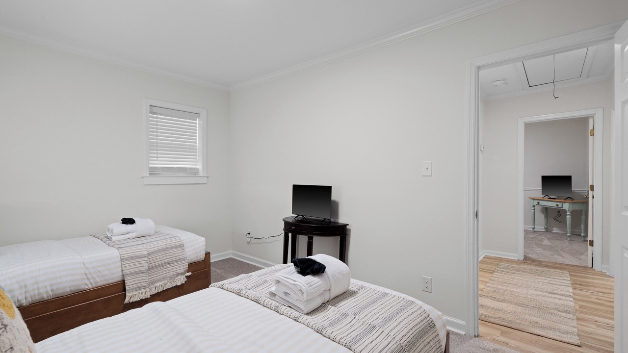 Photo of Bedroom in Northwest Quadrant