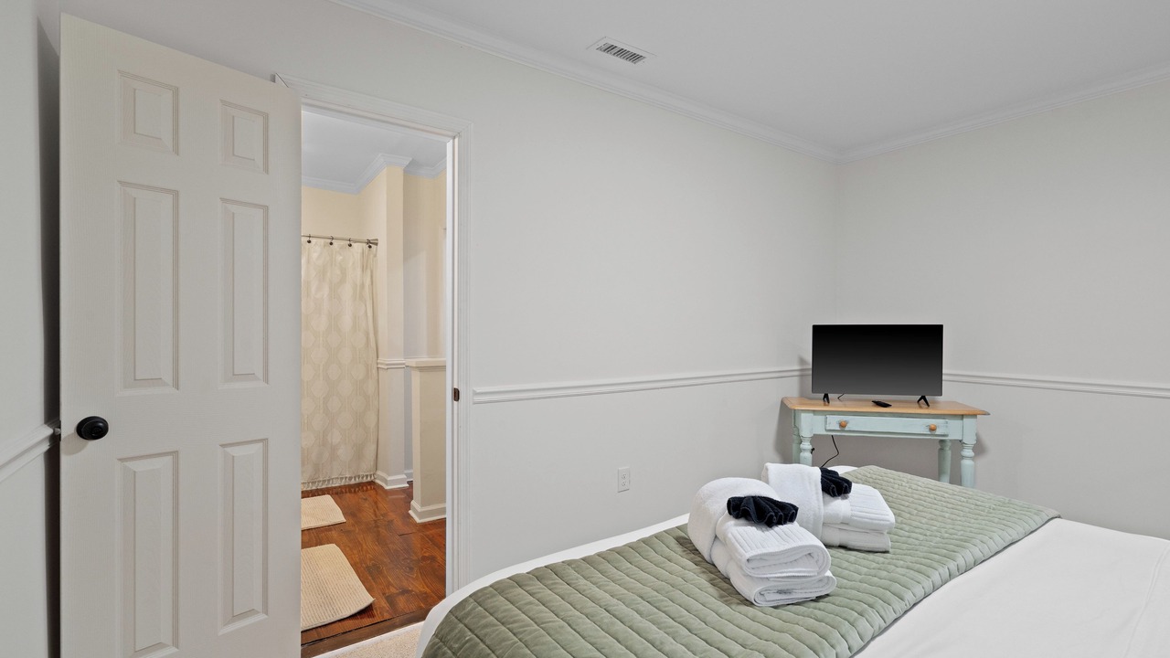 Photo of Bedroom in Northwest Quadrant