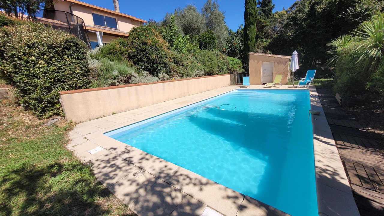 Photo of Outdoor in Corronsac