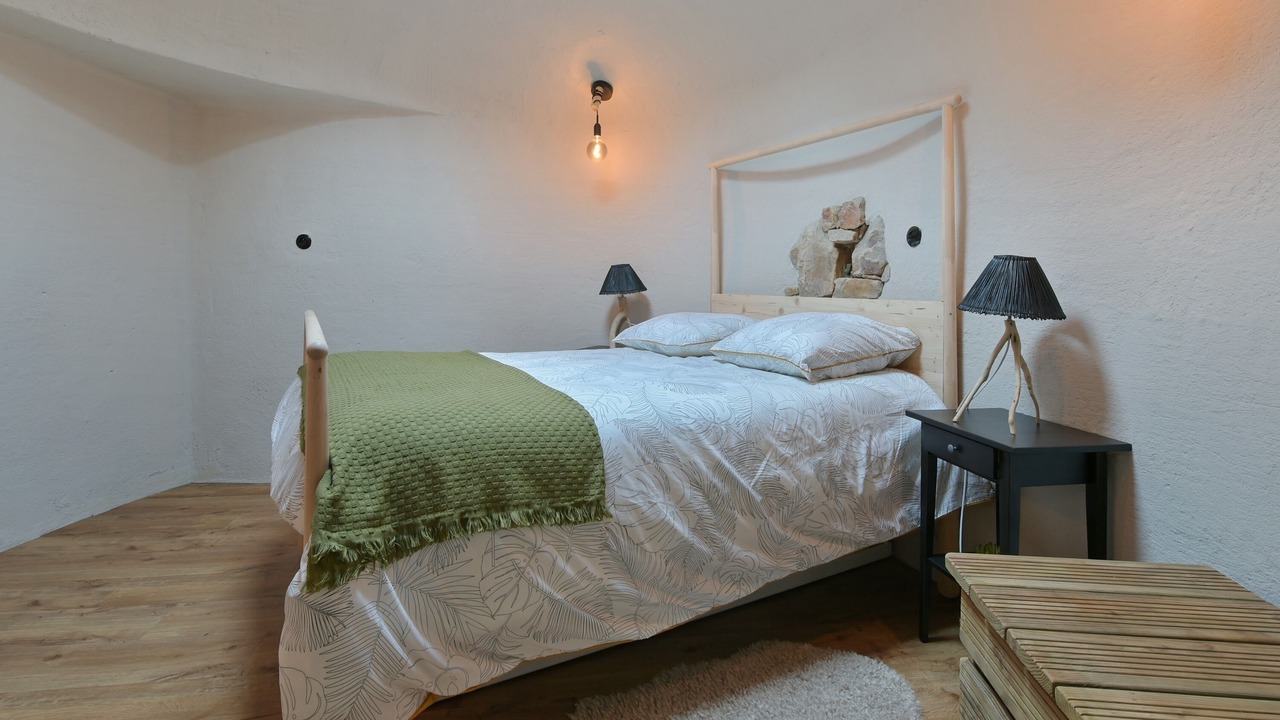 Photo of Bedroom in La Haie-Traversaine