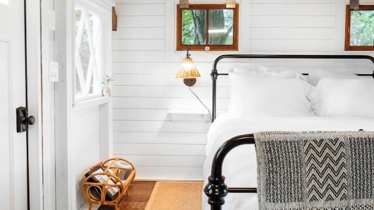 Photo of Bedroom in Hyde Park