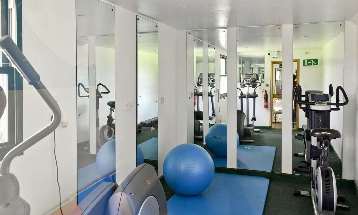 Photo of Others in Black Torrington