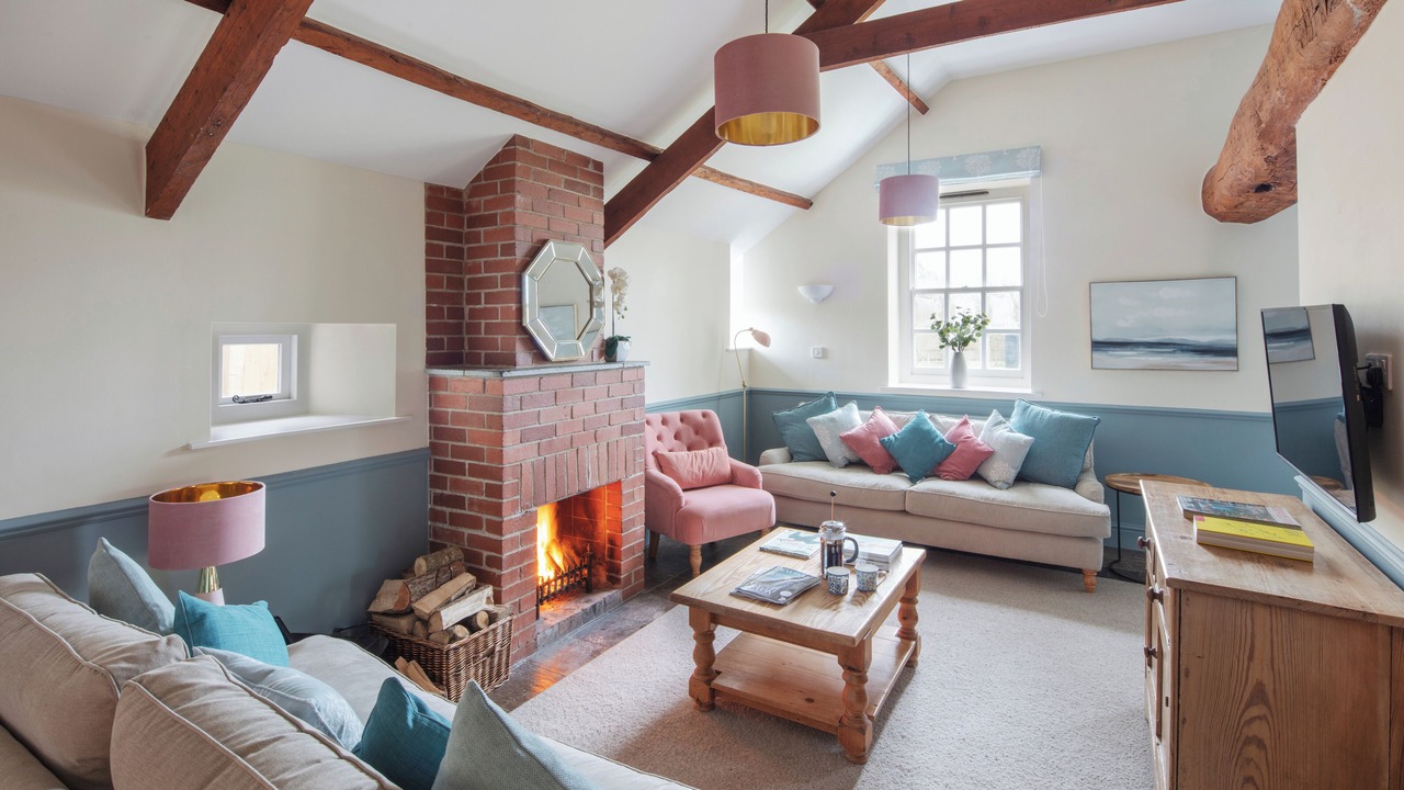 Photo of Others in Black Torrington