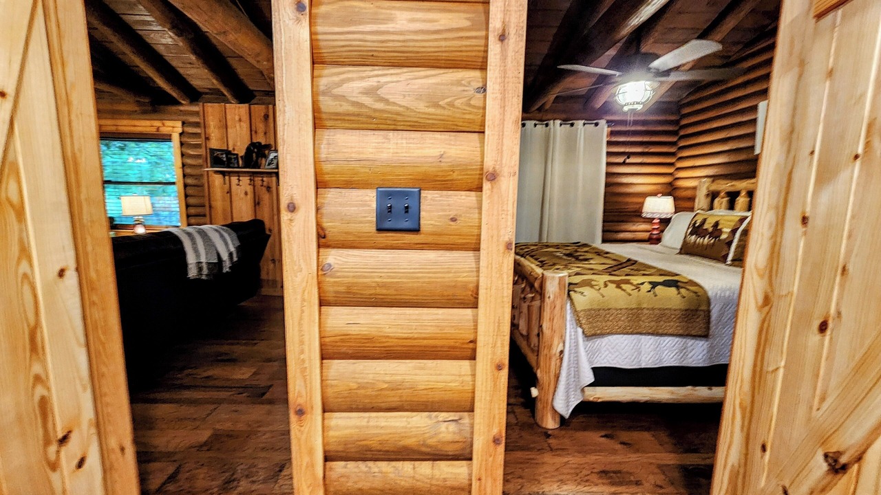 Photo of Bedroom in Mid America