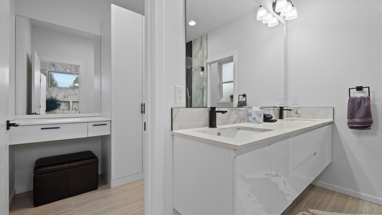 Photo of Bathroom in Lakeland South