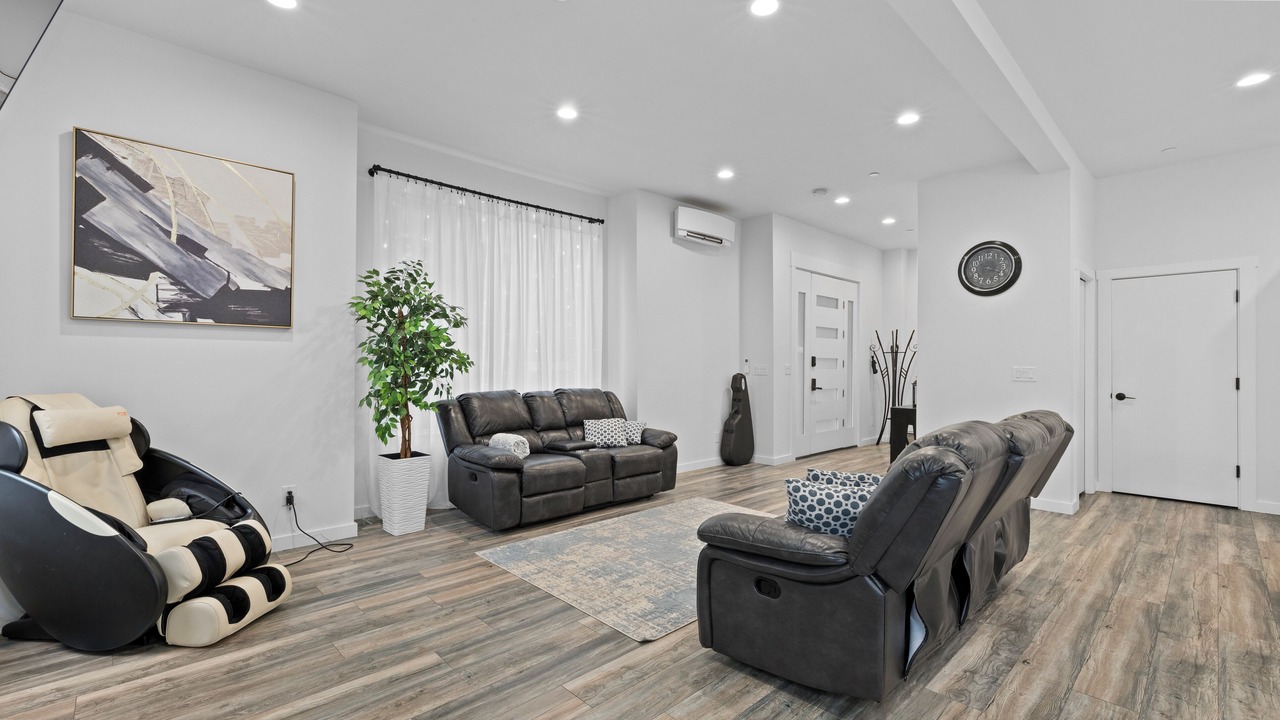 Photo of Others in Lakeland South