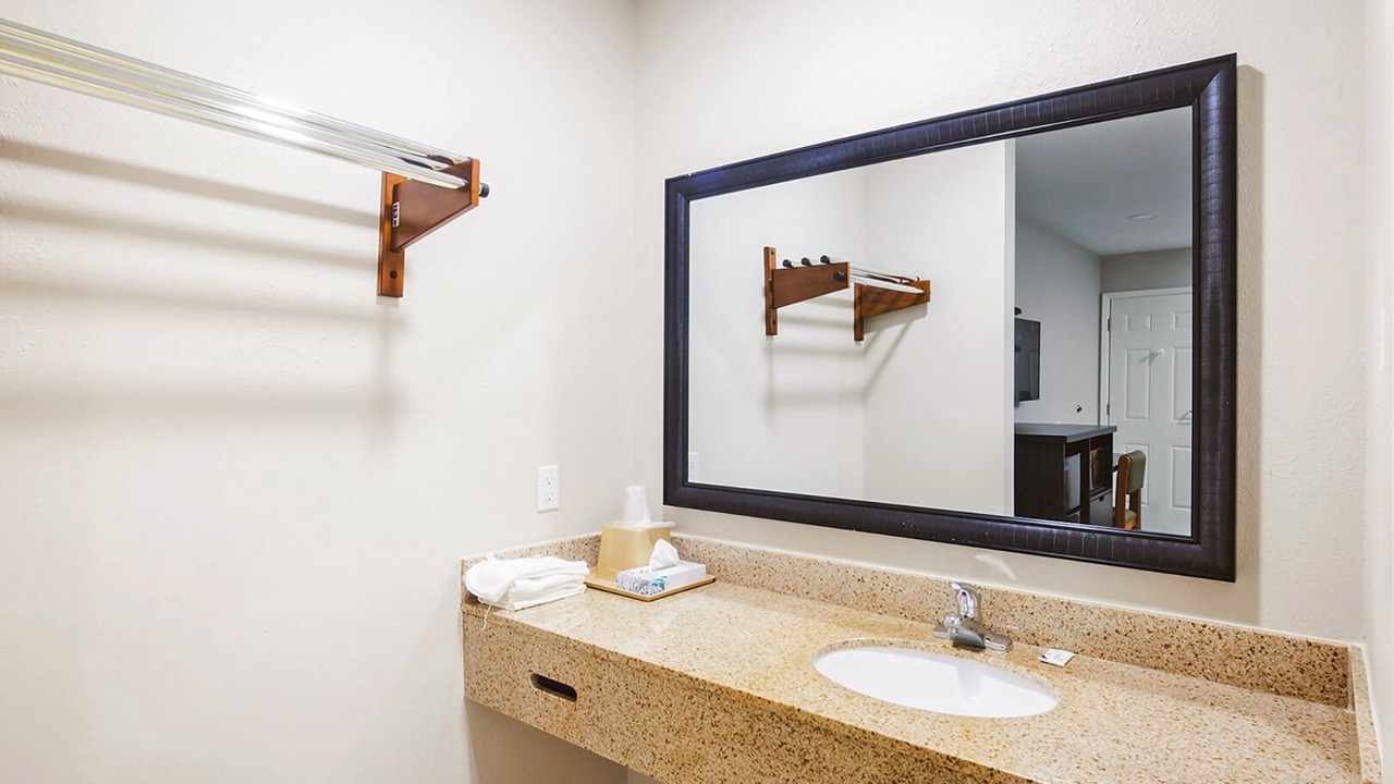 Photo of Bathroom in Wharton