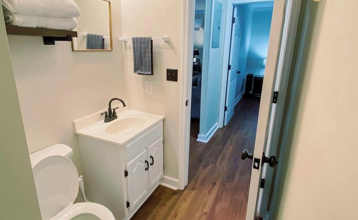Photo of Bathroom in Scottsboro