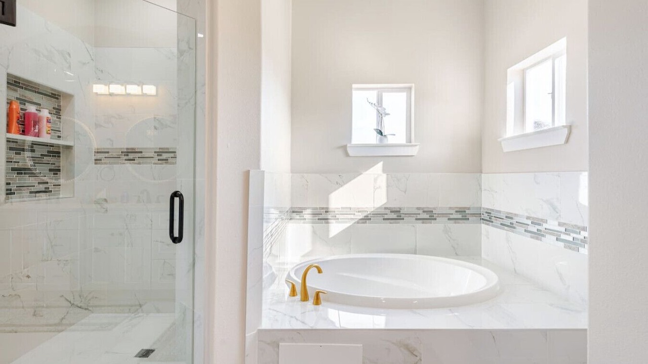 Photo of Bathroom in Red Rock