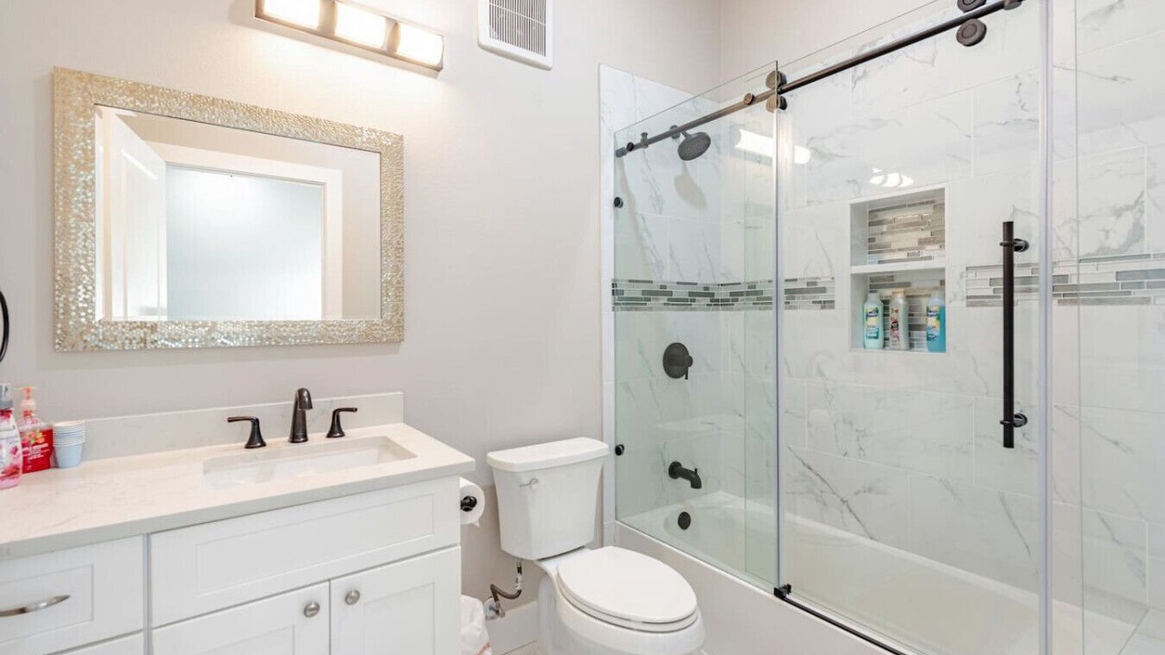 Photo of Bathroom in Red Rock